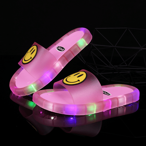https://uniquestoreb.com/products/chinelo-infantil-luminous