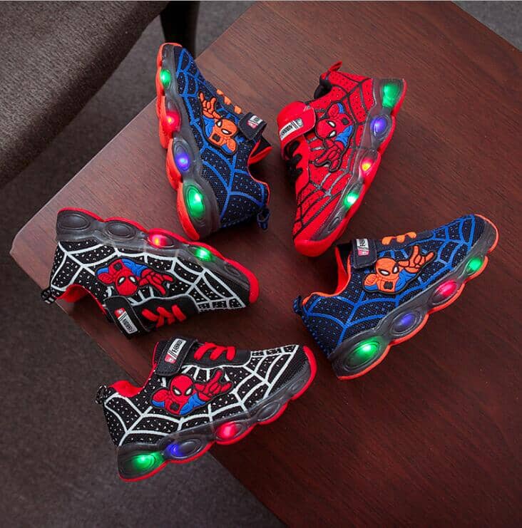 https://uniquestoreb.com/products/tenis-do-homem-aranha-com-luz