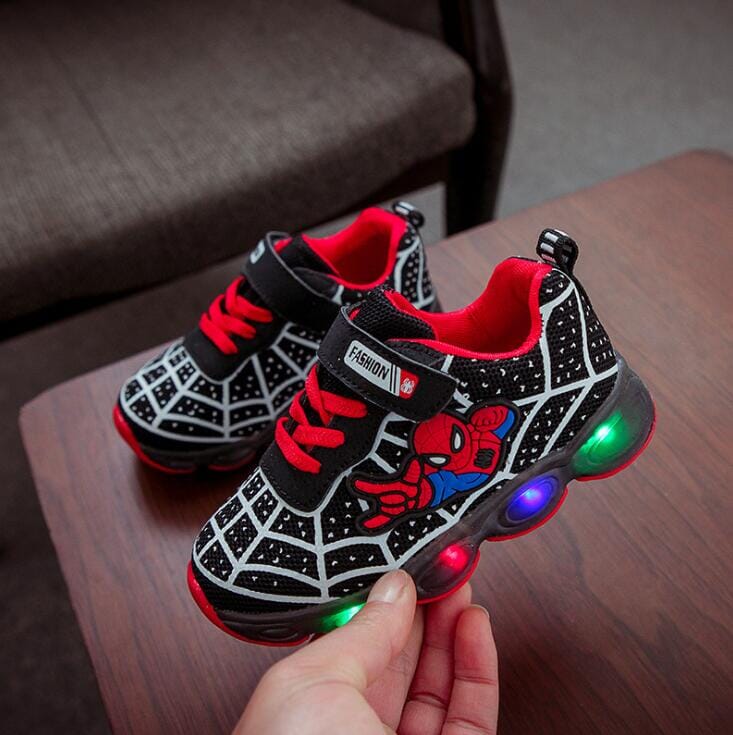 https://uniquestoreb.com/products/tenis-do-homem-aranha-com-luz