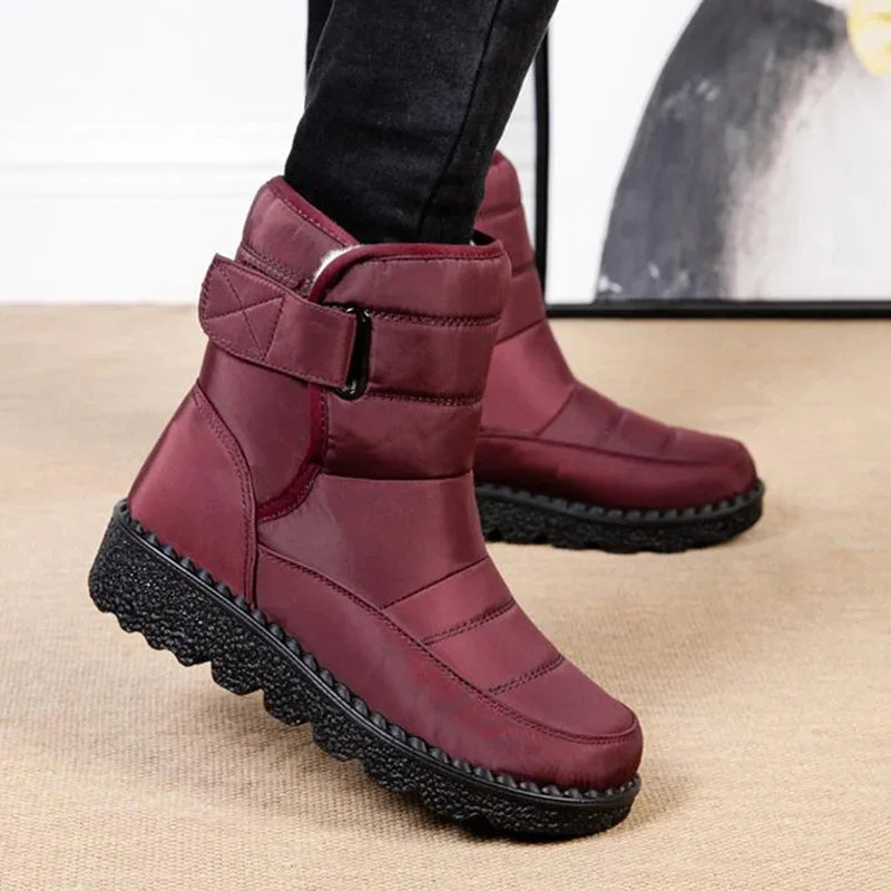 Bota Forrada Impermeável de Inverno