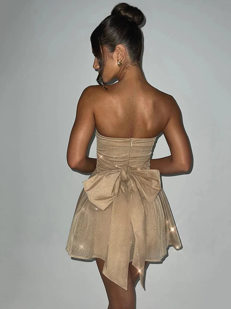 Vestido Curto Sem Alças de Brilho Glam Luxo