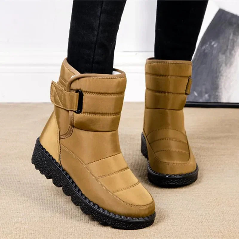 Bota Forrada Impermeável de Inverno