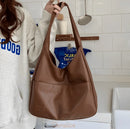 Bolsa Maya — Couro Vegano Espaçosa e Elegante